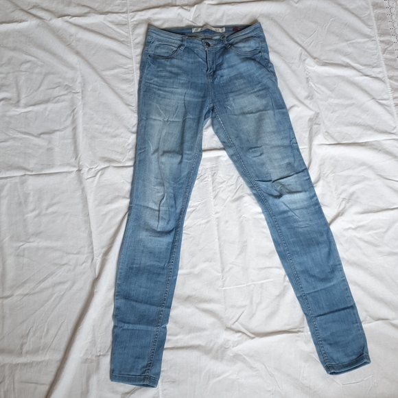 Zara jeans - Picture 2 of 4